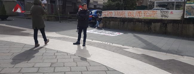 Benevento| Stop clientelismi, presidio di Potere al Popolo