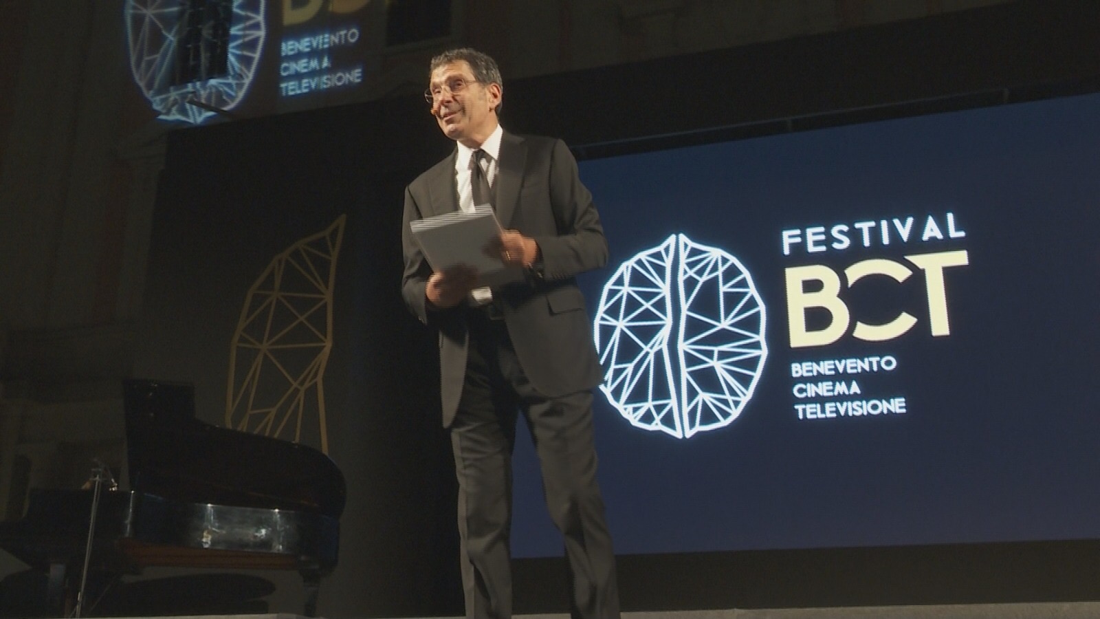 Scomparso Frizzi,quel sorriso ci mancherà