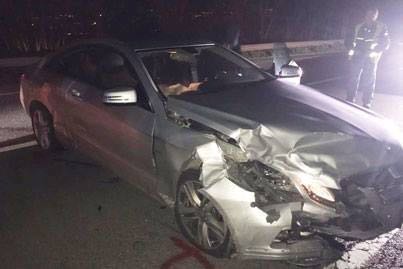 Mastella: Ricostruzione della falange del dito medio della mano destra