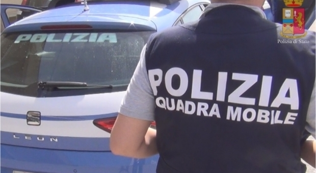 Benevento, minacce e violenza al fratello disabile: scatta il divieto di avvicinamento con braccialetto elettronico