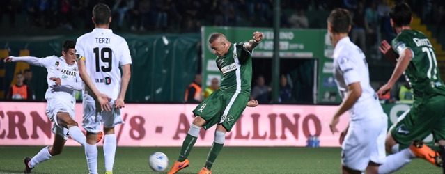 Avellino: Castaldo provvidenziale, Spezia ko.