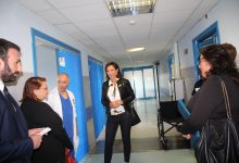 Benevento| Deputazione grillina al Rummo: “ospedale carente, piano regionale sbagliato”