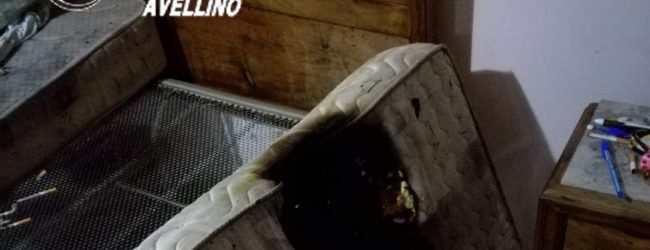 S.Andrea di Conza| Mozzicone di sigaretta incendia il letto, anziana salvata in extremis