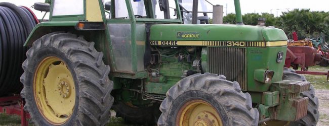 Prata Principato Ultra| Resta schiacciato mentre fa la manutenzione al trattore, 85enne ricoverato al Moscati