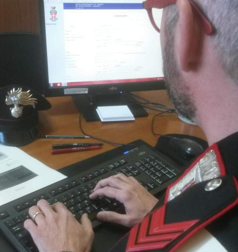 Napoli| Insulti su Facebook, 12 persone denunciate dai carabinieri di Frigento