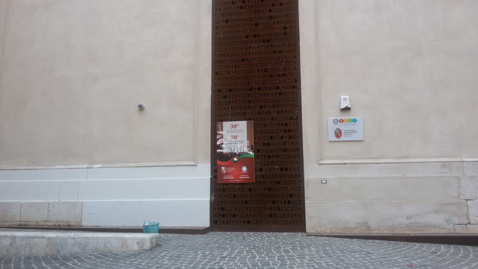 Benevento| Complesso San Vittorino, scritta rimossa