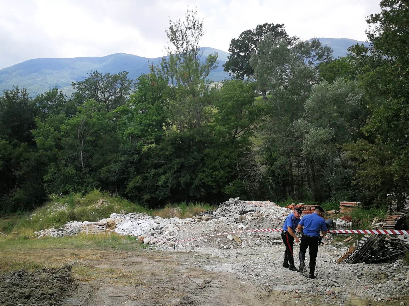 Cusano Mutri| Smaltimento rifiuti, denunciati titolari di imprese edili