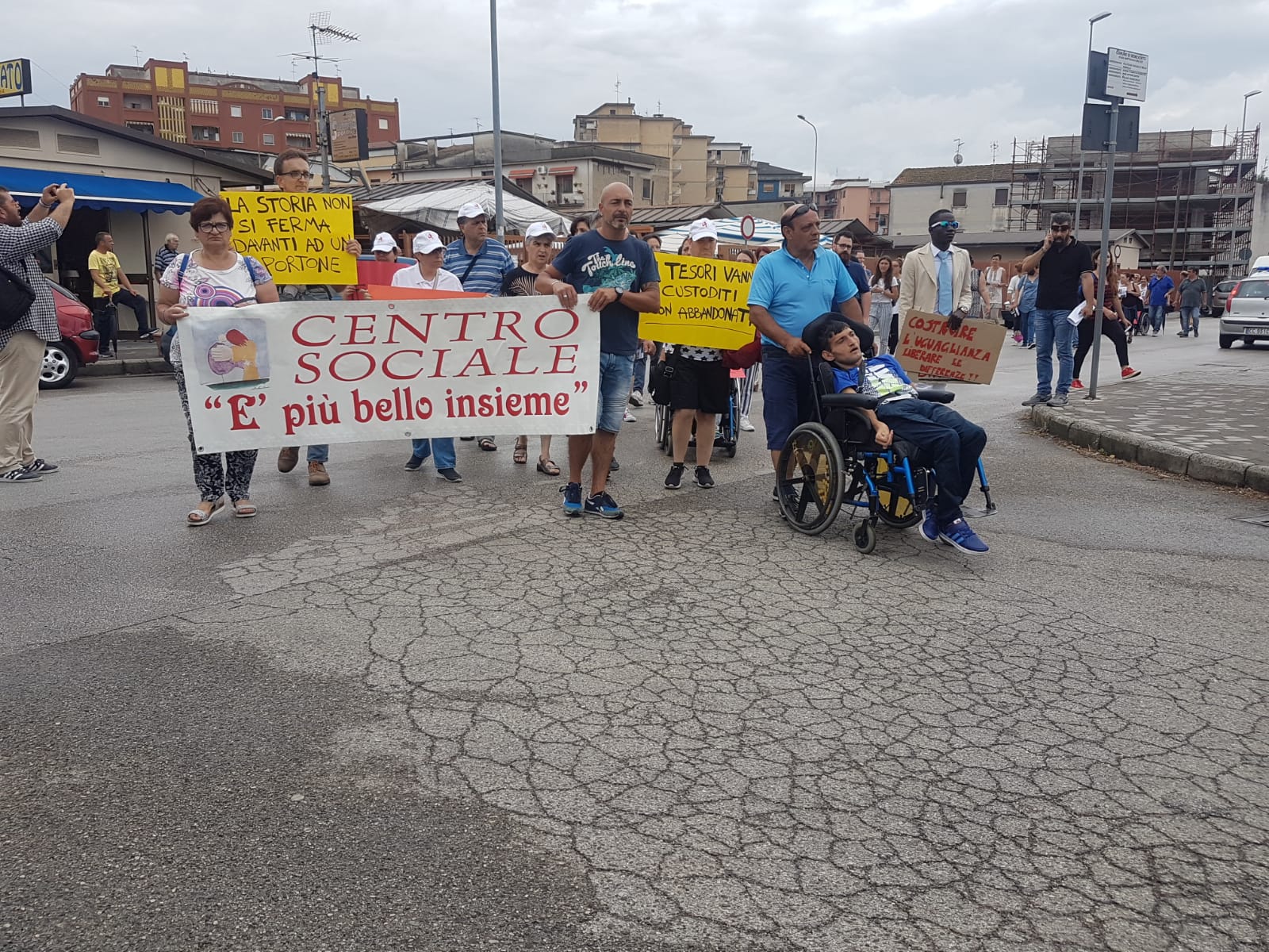 Benevento| Lettera delle famiglie del centro disabili: “in attesa dei voucher continuiamo la battaglia”