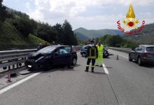 Incidente sul viadotto Acqualonga, due auto coinvolte. Nessun ferito grave/Foto