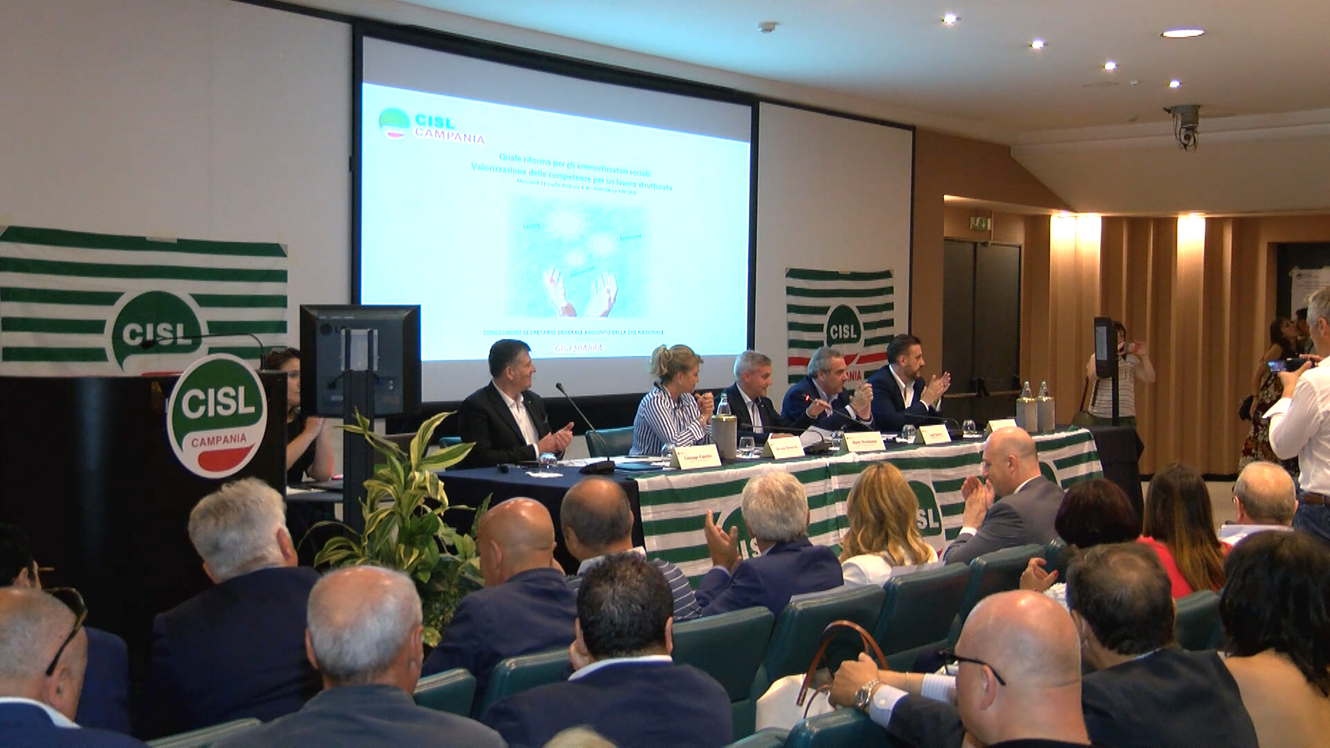 Ipercoop ed ex Irisbus, Melchionna(Cisl): attendiamo il confronto al Ministero