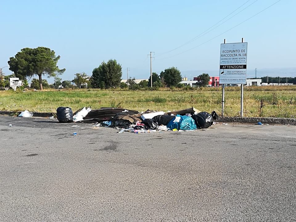 Benevento| Rifiuti e gli inzivados che agiscono di notte. Ora multe salate