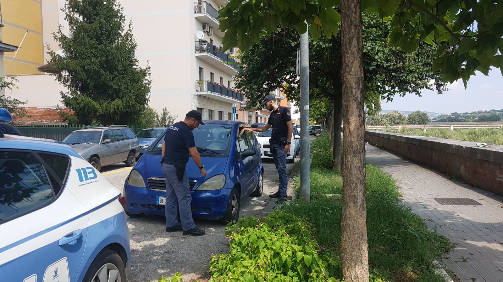 Benevento| Tenta di suicidarsi a Via Lungo Calore: salvata dagli agenti della Volante