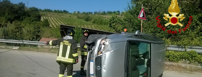 Santa Paolina| Auto si ribalta, conducente ferito trasportato d’urgenza al “Moscati”