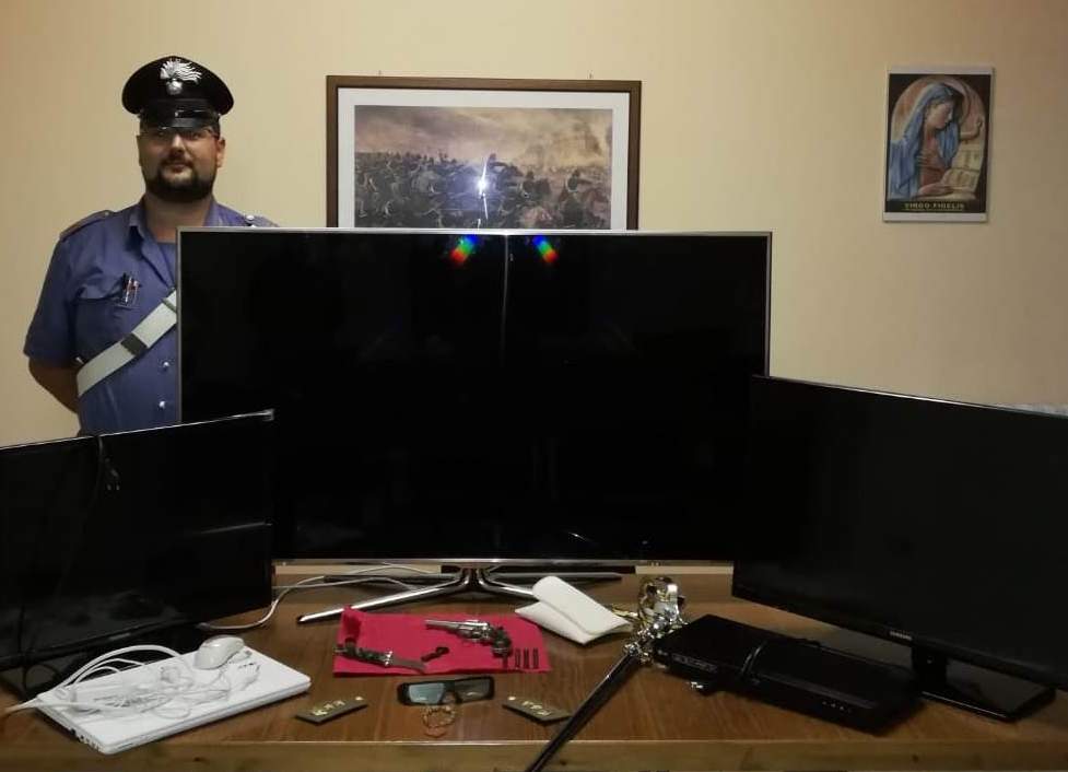 San Martino V. C.| Furto in abitazione, arrestato 37enne di Montesarchio