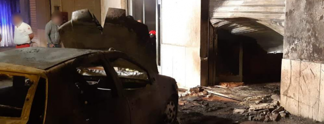 Contrada| Assalto al negozio con auto-ariete, scoppia l’incendio: ladri in fuga
