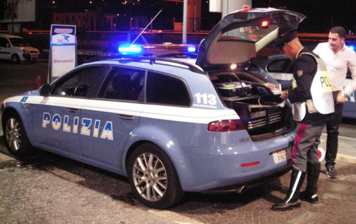 Avellino| Guida un Suv senza patente e passa con il rosso sull’Ofantina, 3500 euro di multa per un 36enne