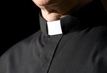Promette posto in Gdf in cambio denaro, doppia indagine su sacerdote dell’arcidiocesi di Benevento