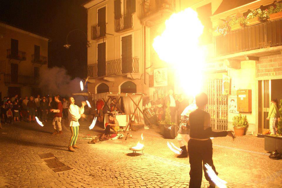 Atripalda| Giullarte, domani in piazza Duomo c’è la Festa dei Folli