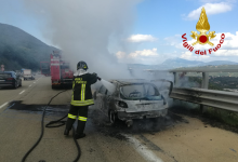 Monteforte Irpino| In fiamme l’auto di una famiglia diretta al Santuario di Montevergine