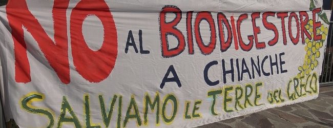 Biodigestore di Chianche: a Torrioni un convegno per ribadire il “No”, ma Grillo si difende