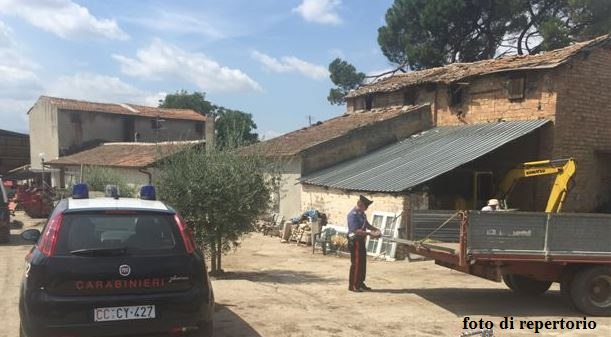 Sant’Agata de’Goti| Sequestrata quasi un chilo di marijuana e 3 piante di cannabis. Ritrovati alcuni reperti in terracotta di interesse archeologico.