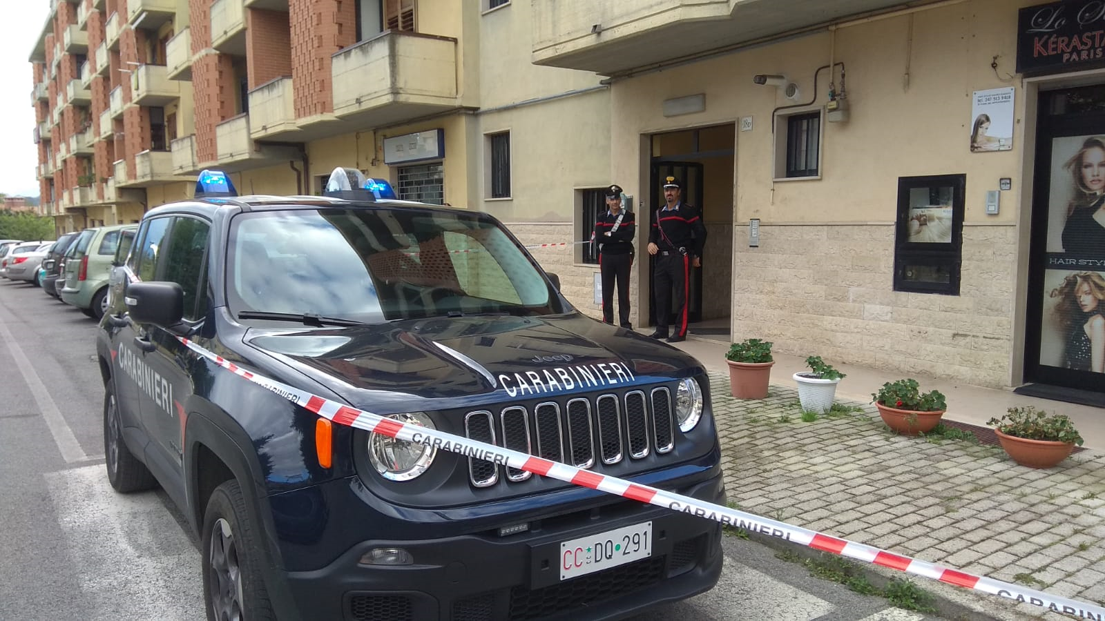 Avellino| Uccide la sorella e ferisce il fratello, s’indaga sull’omicidio a San Tommaso