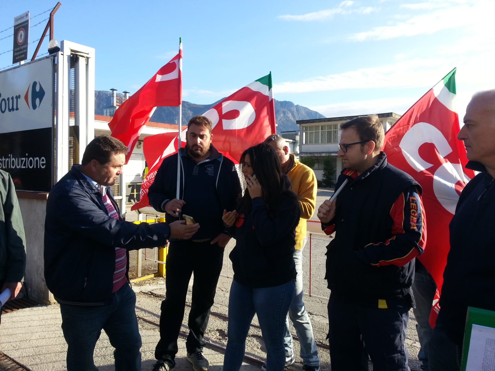 Airola| Carrefour, prosegue la lotta della Cgil