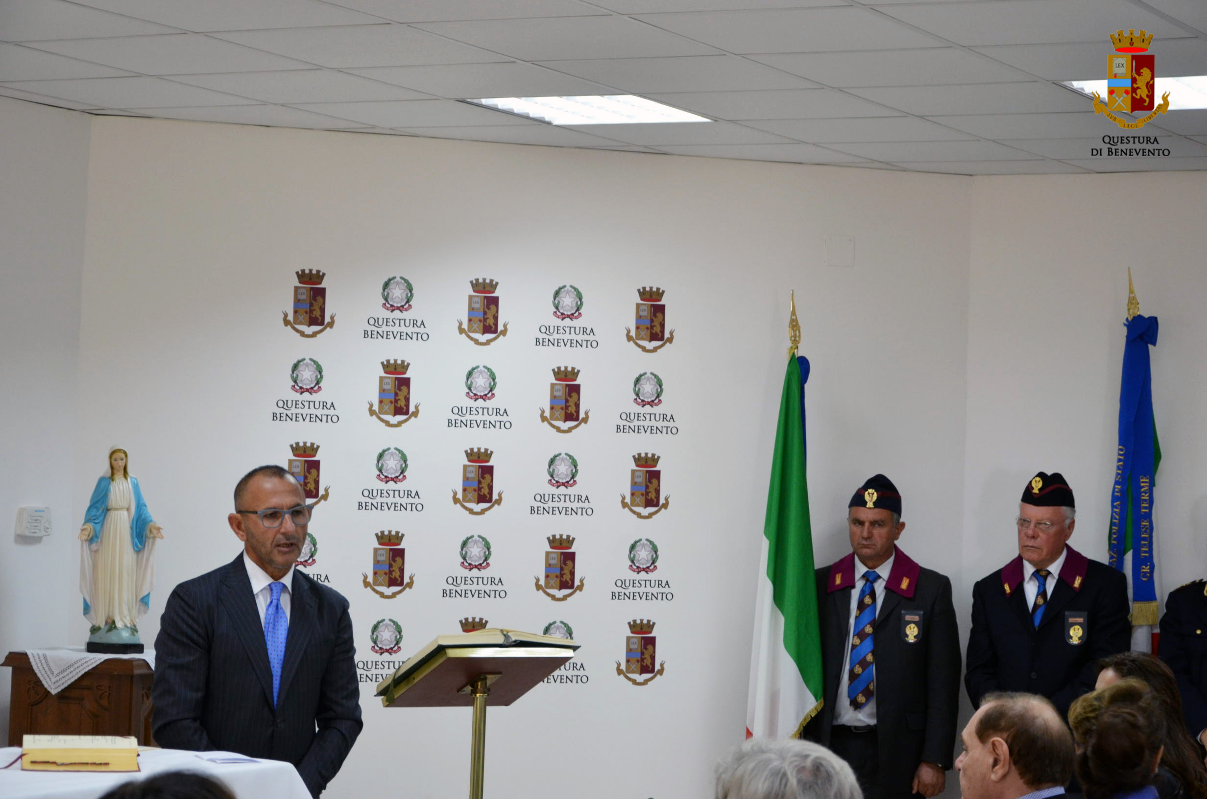 Benevento| Taglio del nastro per la sala conferenze della Questura