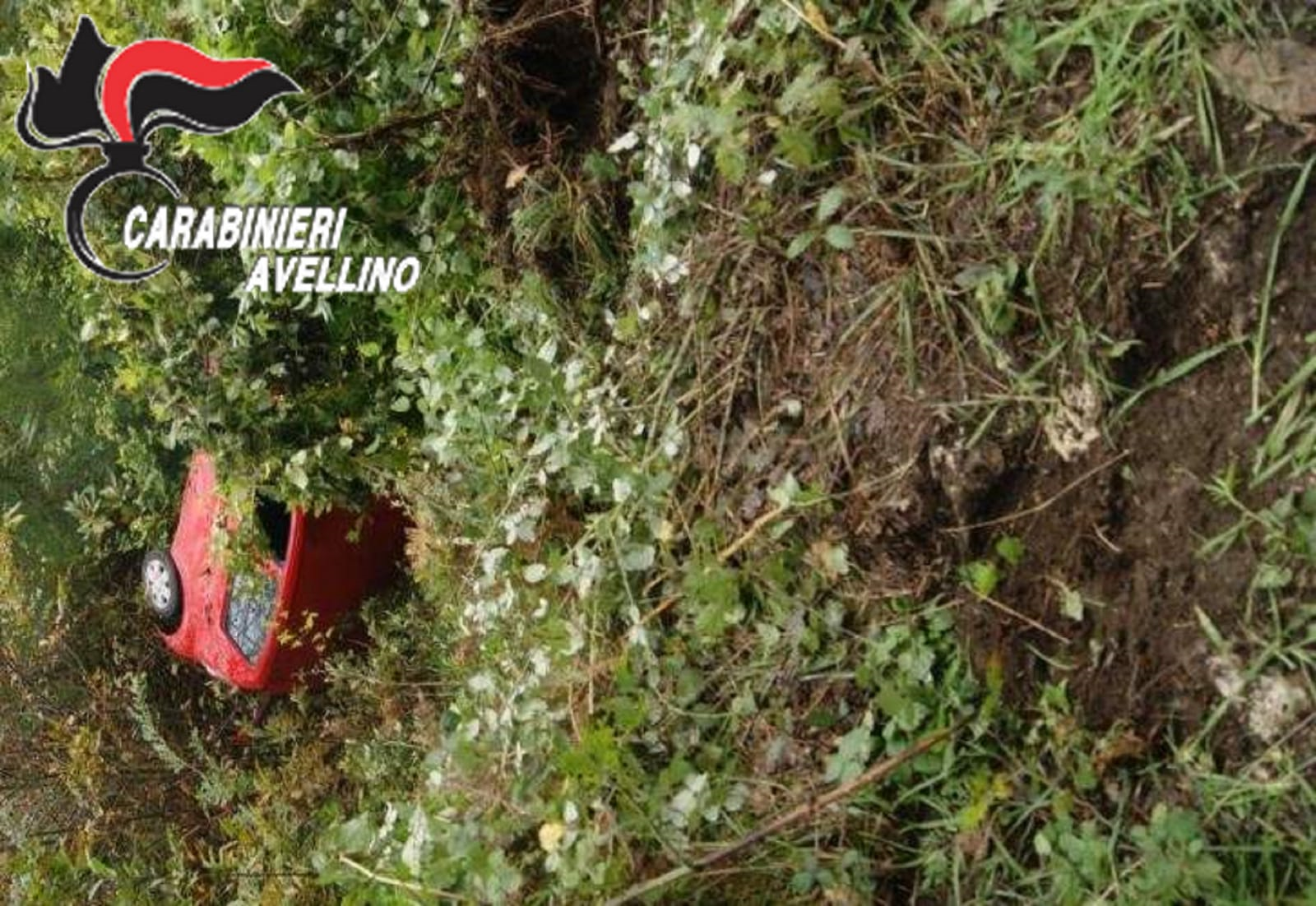 Montemarano| Auto finisce in una scarpata, conducente ferito trasportato in ospedale