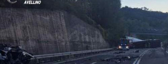 Caposele| Jeep contro tir sulla Fondo Valle Sele, in ospedale i due conducenti