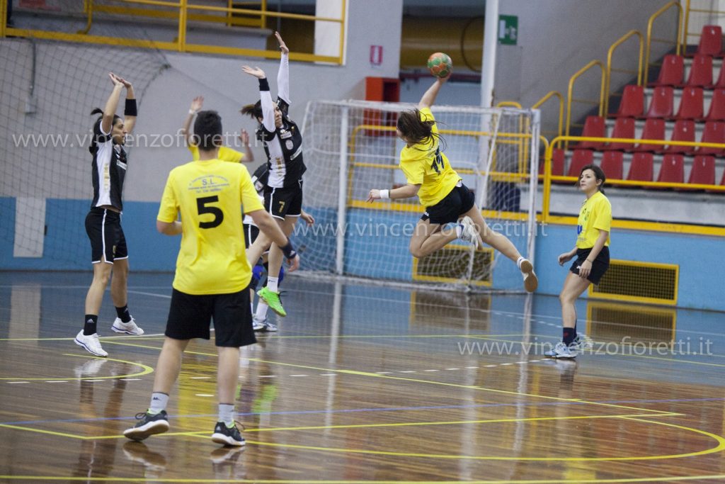 Pallamano| “Valentino Ferrara”, ko in campionato.