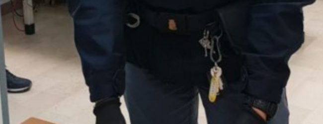 Benevento| Mobile arresta pusher a contrada Capodimonte