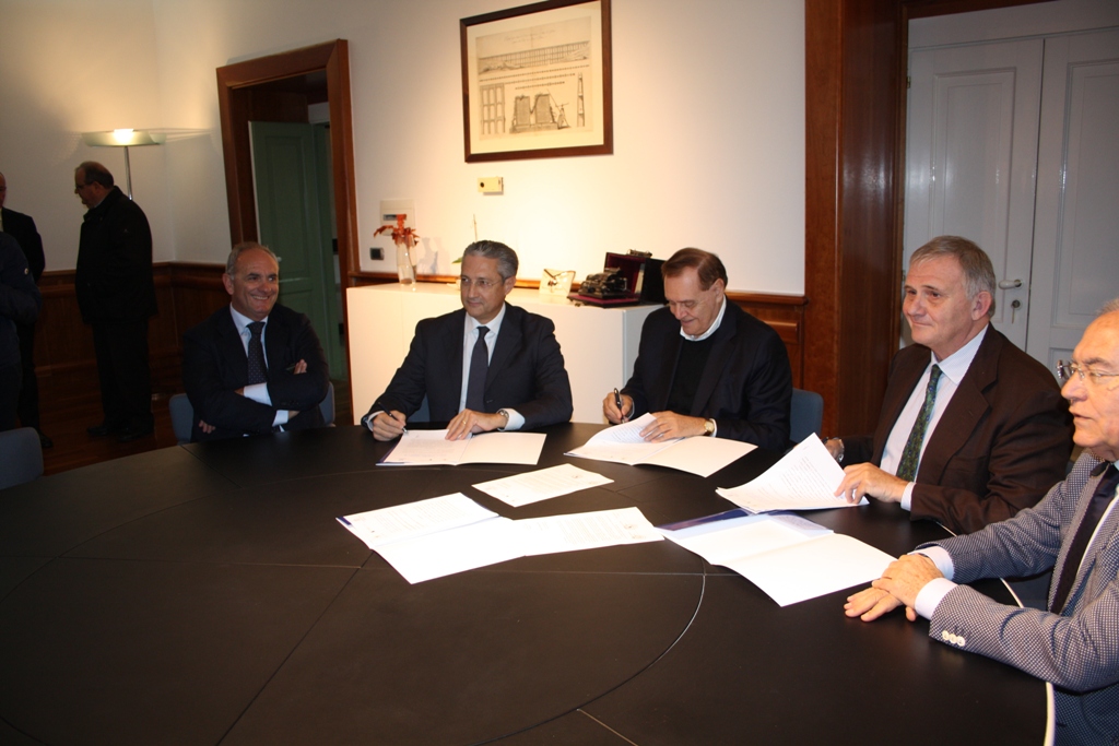 Benevento| Protocollo Unisannio-Confindustria-Comune per studio su scalo merci ferroviario a Ponte Valentino