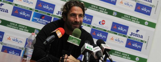 Avellino, Sforzini in conferenza stampa: “Adesso viene il bello”