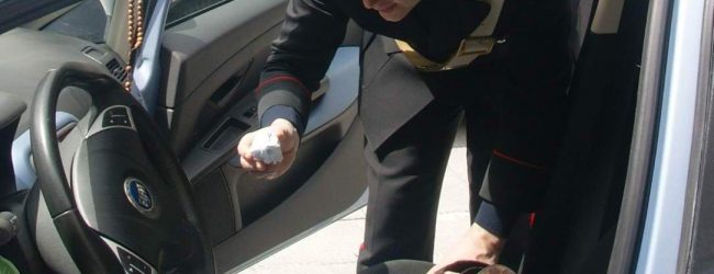 Domicella| Due giovani sorpresi con marijuana nel Vallo Lauro, per uno scatta il ritiro della patente