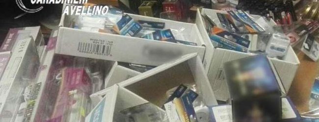 Irpinia|Articoli natalizi contraffatti: sequestri di luci e giocattoli, multe per 15mila euro