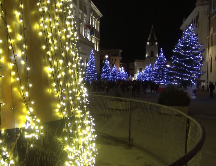 Benevento| Luci del Natale, Campese: la Camera non è “parva pars”