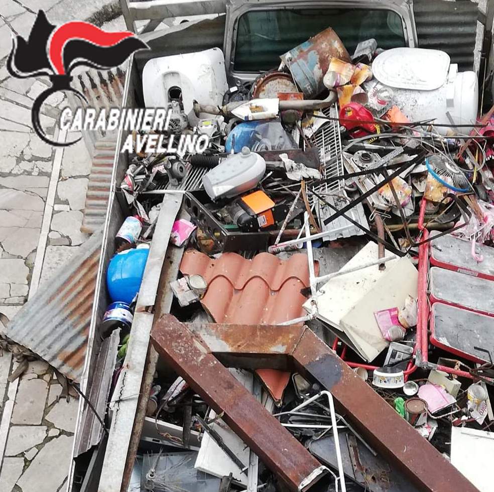 Conza della C.| Raccolta e trasporto illeciti di rottami ferrosi, denunciato 25enne