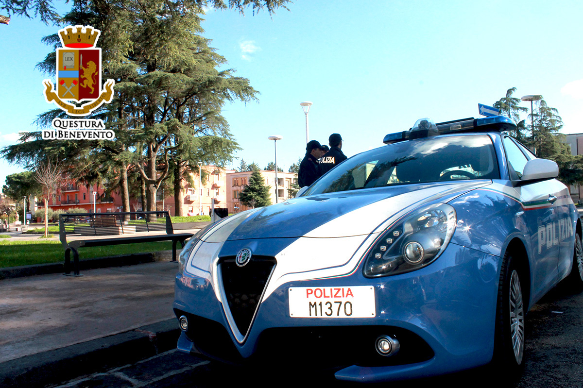 Benevento| Ruba portafogli in un tabacchino, denunciata una 41enne