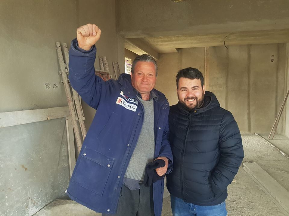 Incontri casuali: su un cantiere avellinese il simpatico avvistamento