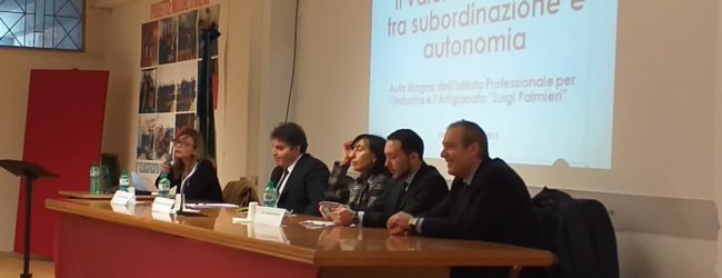 All’Istituto Professionale Palmieri di Benevento si è discusso sul tema “Il valore del lavoro tra subordinazione e autonomia”