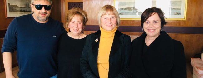 Cinema: D’Amelio incontra l’irpina Ida Sansone, doppiatrice di Olivia Colman