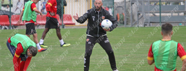 Benevento, Bucchi: “Vittoria storica. La dedichiamo ai tifosi”