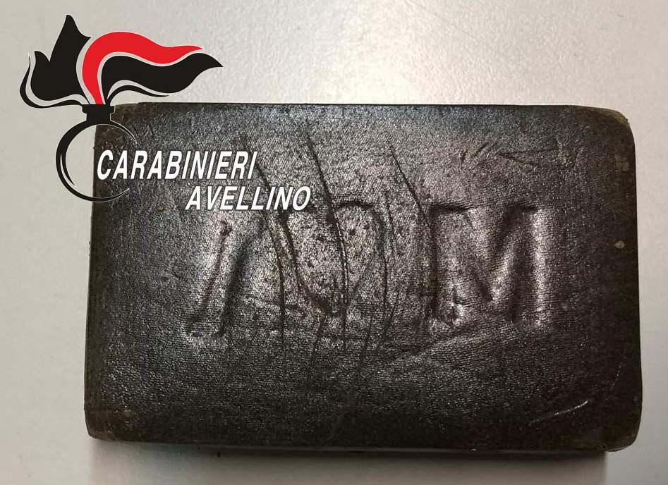 Altavilla Irpina| Sorpresi con 100 grammi di hashish, arrestati due fratelli