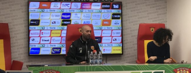 Benevento, Bucchi: “La mia squadra ora è matura. Basta esperimenti, gioca solo chi sta bene”