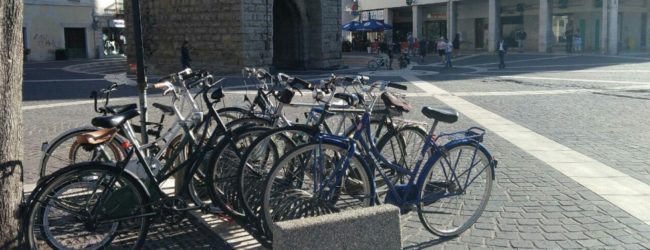 Codice della strada, in arrivo novità per ciclisti e motociclisti