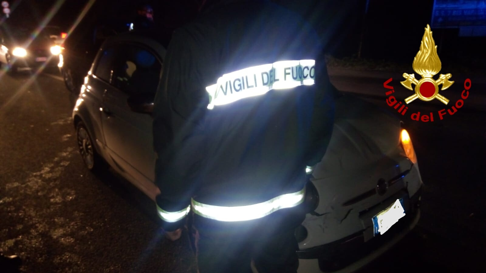 Atripalda|Scontro sulla Variante, feriti 2 automobilisti: uno resta incastrato nell’abitacolo