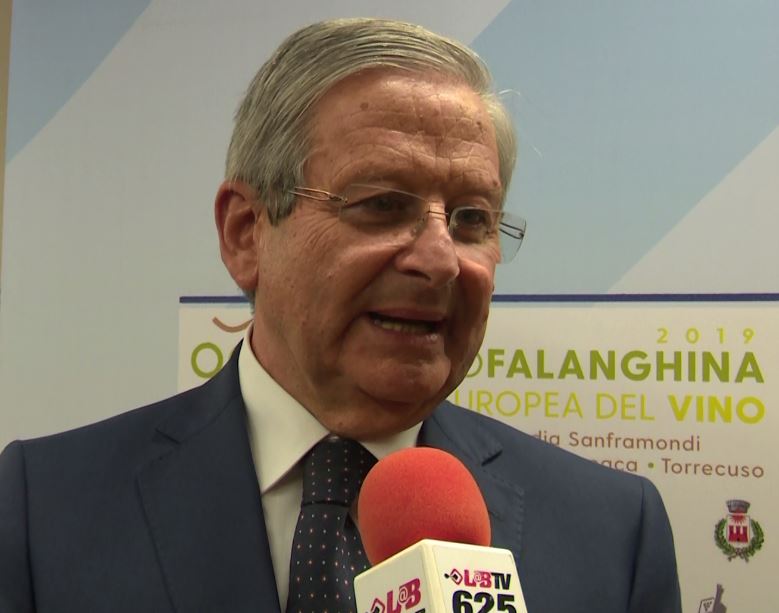 Vino indifferenziato, Floriano Panza: ” Iperproduzione di Falanghina non sorretta dalla crescita di quote di mercato”