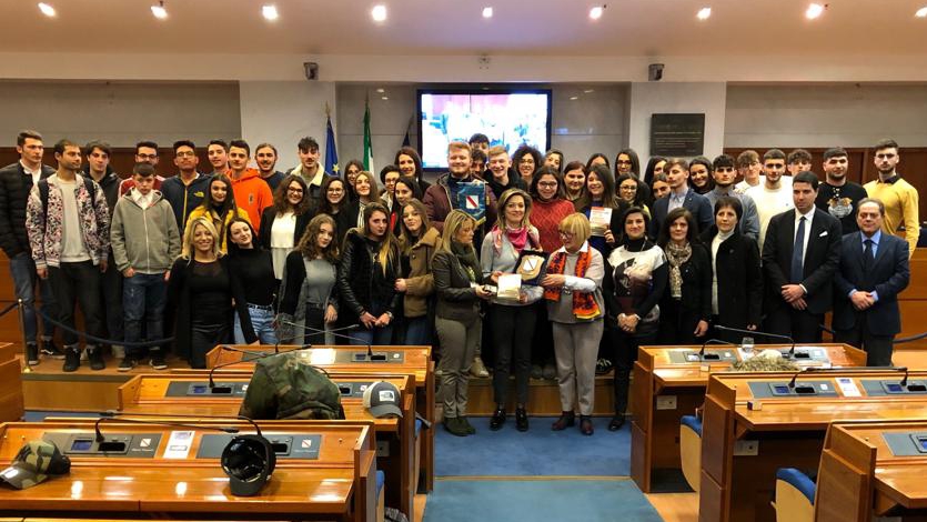 Cervinara| Legge sul Turismo, D’Amelio incontra i “Ragazzi in Aula” del “De Sanctis”