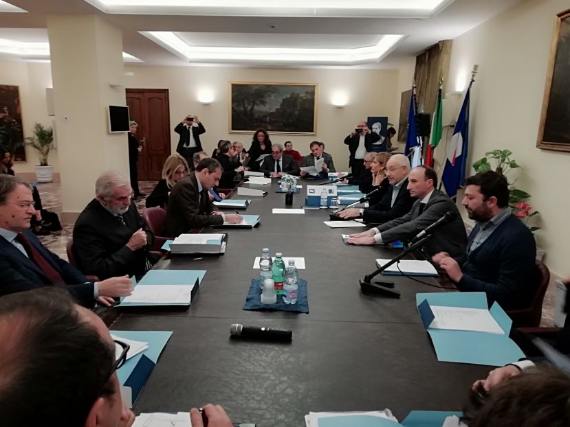 Avellino|Pics, tavolo regionale per recuperare i tagli. Mercoledì le prescrizioni sul tunnel